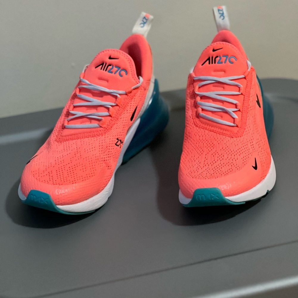 Nike Air Max 270